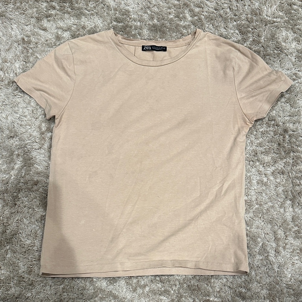 Zara Women's Light Beige Short Sleeve Tee